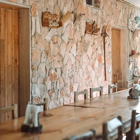 Κατάλυμα σε φάρμα Masseria La Fiorita *